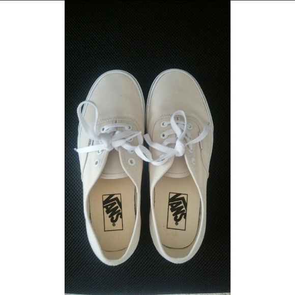 vans shoes womens size 7